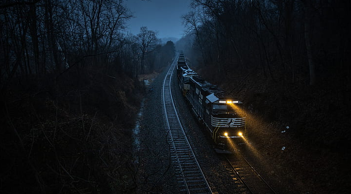 Cover art for SIDERODROMOPHOBIA, a train scenario on AI Dungeon
