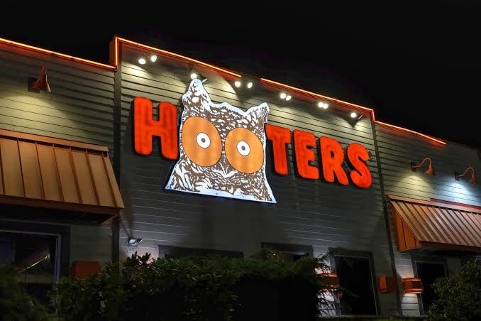 Cover art for Hooters around the world 🌎, a hooters scenario on AI Dungeon